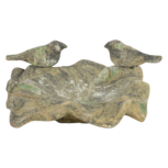 Esschert Design terra cotta vogelbadje met mos L AC138 voorkant groen