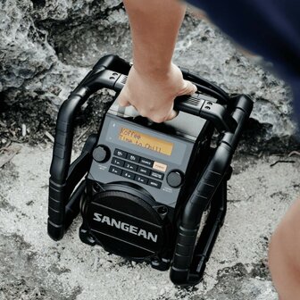 Sangean U5DBT FM/DAB+ stevige bouwradio zwart met bluetooth, aux en accu