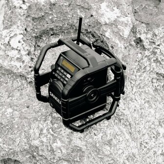 Sangean U5DBT FM/DAB+ stevige bouwradio zwart met bluetooth, aux en accu