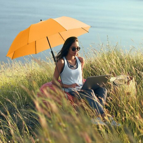 Fare Travelmate 6139 strandparasol en paraplu in één - oranje