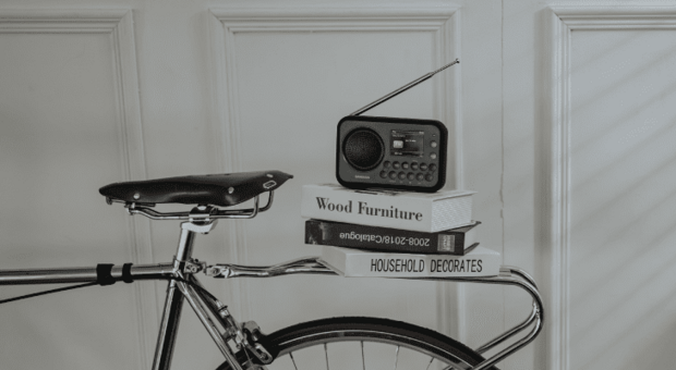 Sangean DPR-76BT Metal Grey DAB+/FM draagbare radio zwart werkt met oplaadbare accu of batterijen