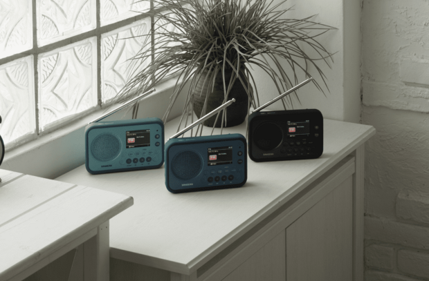 Sangean DPR-76BT Metal Grey DAB+/FM draagbare radio zwart werkt met oplaadbare accu of batterijen