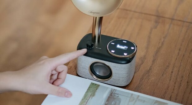 Sangean CP-100D Gramophone FM/DAB+ retro radio Fabric Black-Gold met bluetooth en aux